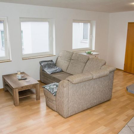 Schoene 2-Raum-Wohnung Im Zentrum Waltershausens Exteriér fotografie