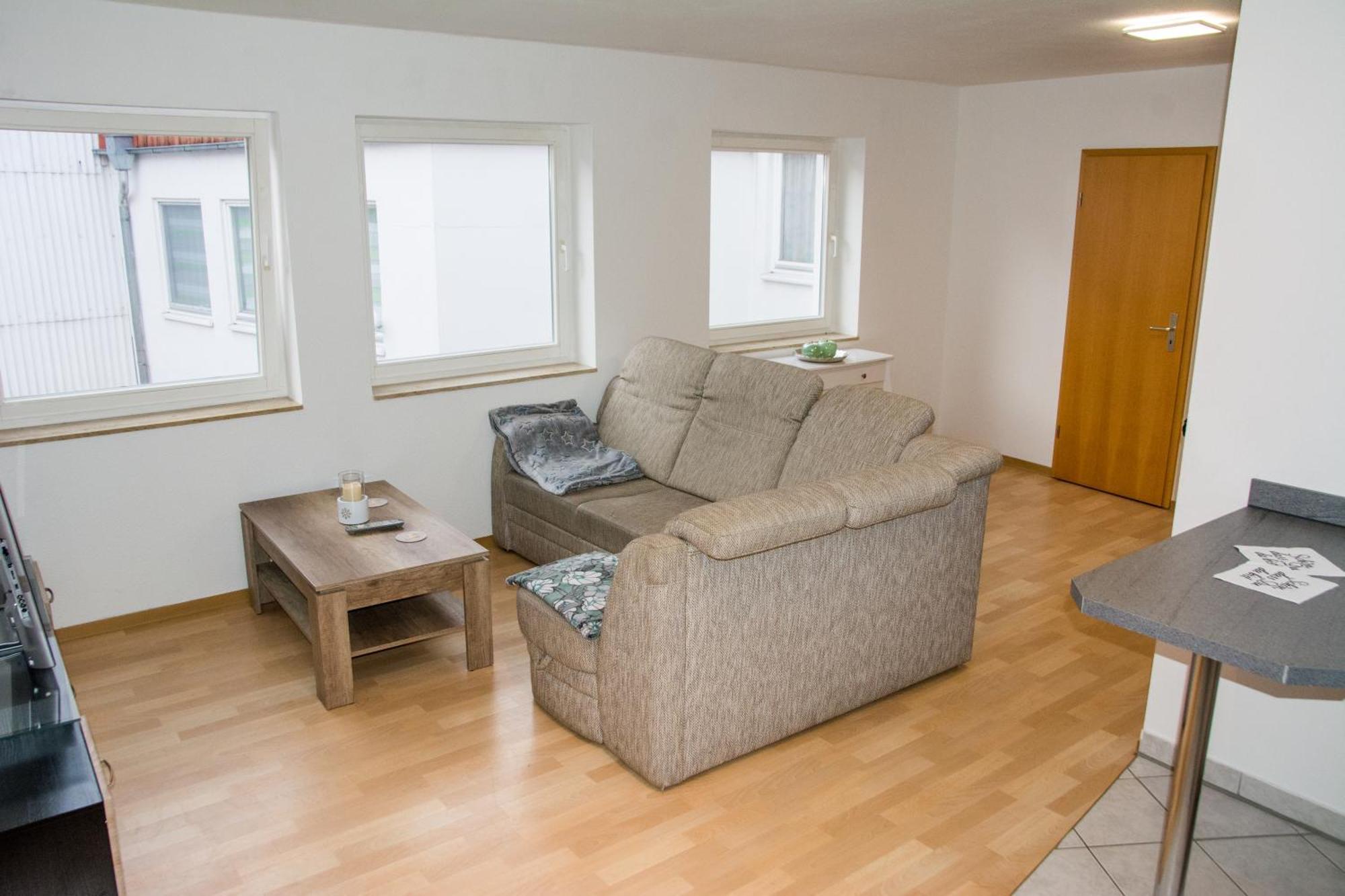 Schoene 2-Raum-Wohnung Im Zentrum Waltershausens Exteriér fotografie