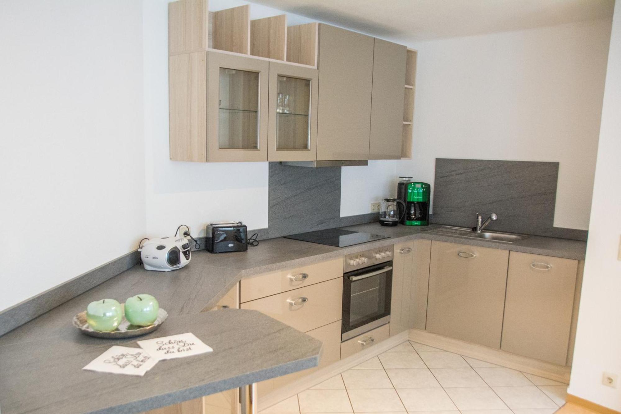 Schoene 2-Raum-Wohnung Im Zentrum Waltershausens Exteriér fotografie